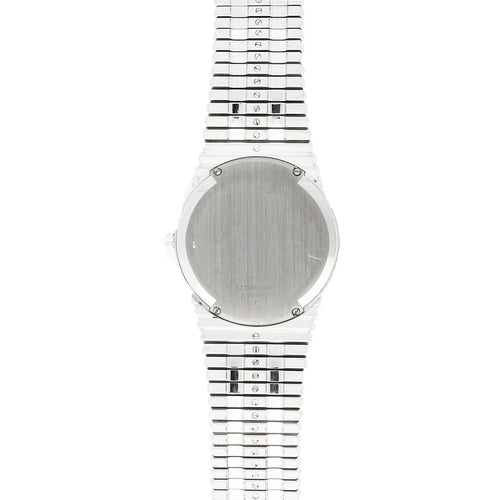 18ct white gold Piaget ref. 12336 bracelet watch with onyx and pavé diamond set dial and diamond set set bezel. Made 1970's