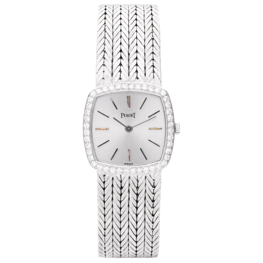 18ct white gold 'cushion cased' Piaget ref. 9235 with silvered dial and diamond set bezel bracelet watch. Made 1970's