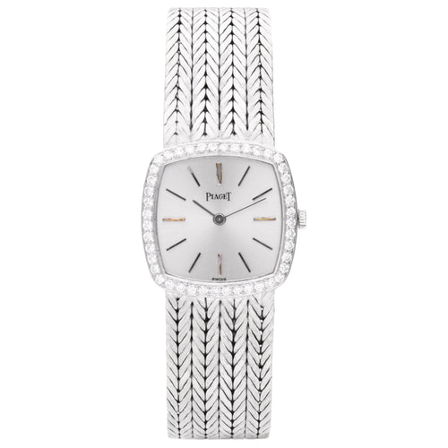 18ct white gold 'cushion cased' Piaget ref. 9235 with silvered dial and diamond set bezel bracelet watch. Made 1970's