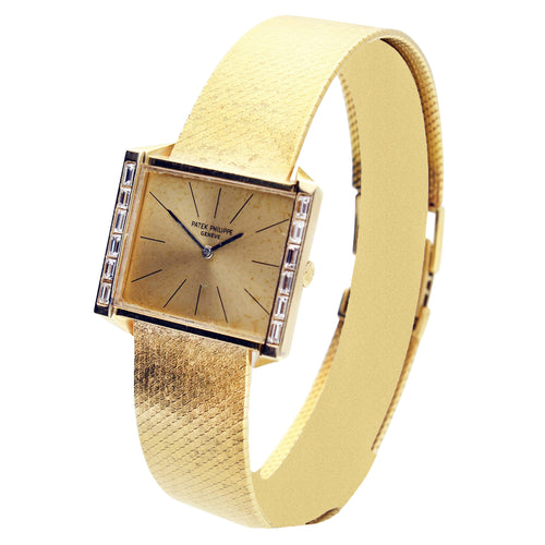 18ct yellow gold Patek Philippe ref. 3506 bracelet watch. Made 1970's