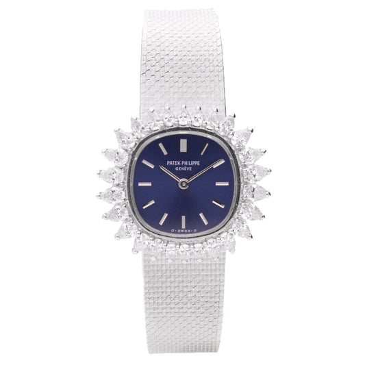 18ct white gold Patek Philippe ref. 4243/1 diamond set bracelet watch. Made 1979