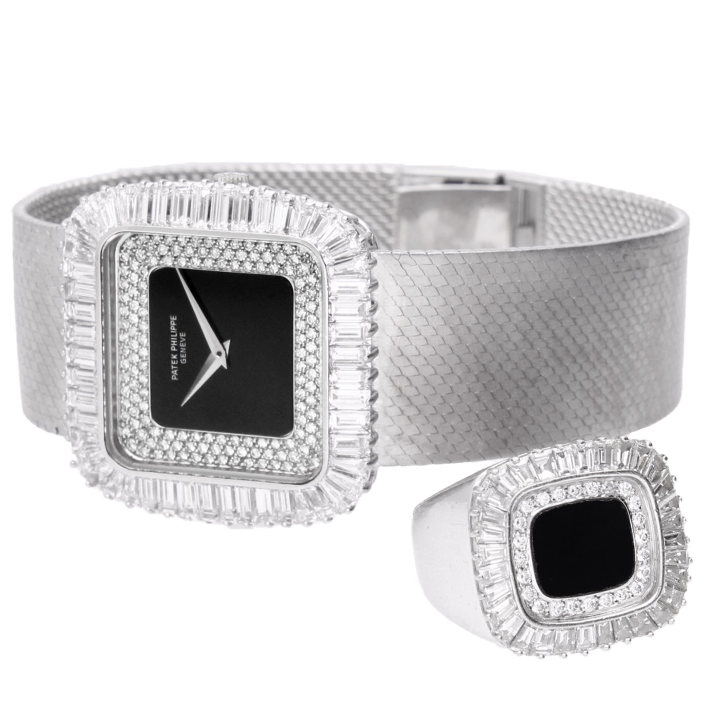 18ct white gold Patek Philippe ref. 3725/2 Bracelet watch with onyx and diamond set dial with baguette diamond set bezel. Made 1978