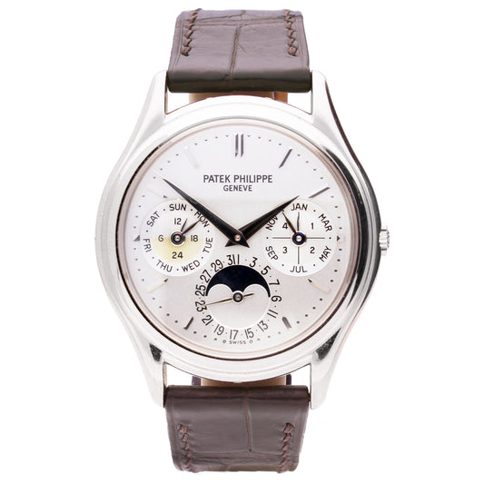 18ct white gold Patek Philippe ref. 3940 Perpetual Calendar wristwatch with moonphase. Made 2006