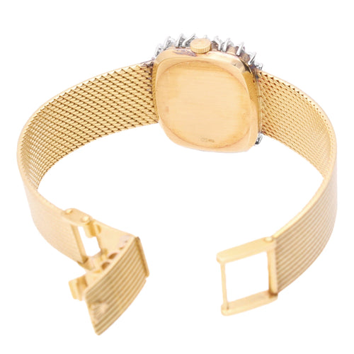 18ct yellow gold Rolex ref. 7082 Cellini 'cushion case' bracelet watch. Made 1970