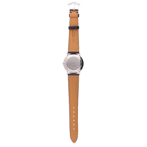 18ct white gold Patek Philippe ref. 3919 Calatrava wristwatch with Clous de Paris dial and hobnail bezel.