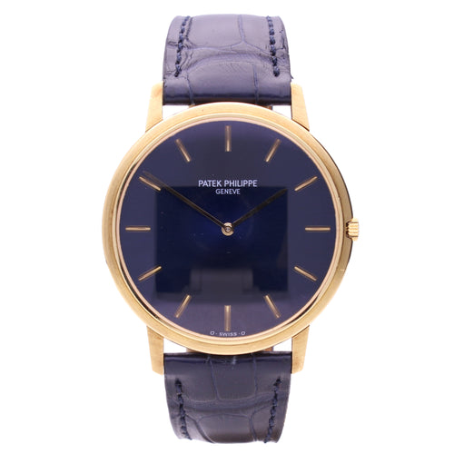 18ct yellow gold Patek Philippe Calatrava wristwatch with blue cobalt blue dial. Made 1970